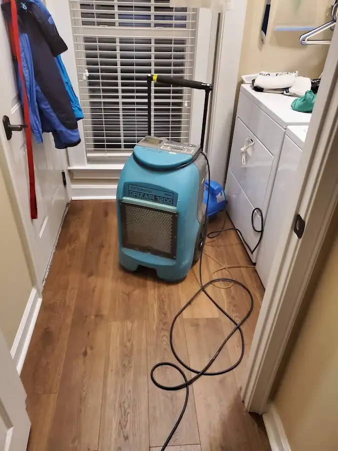 Commercial dehumidifier deployed for Flood Damage Cleanup in Poinciana